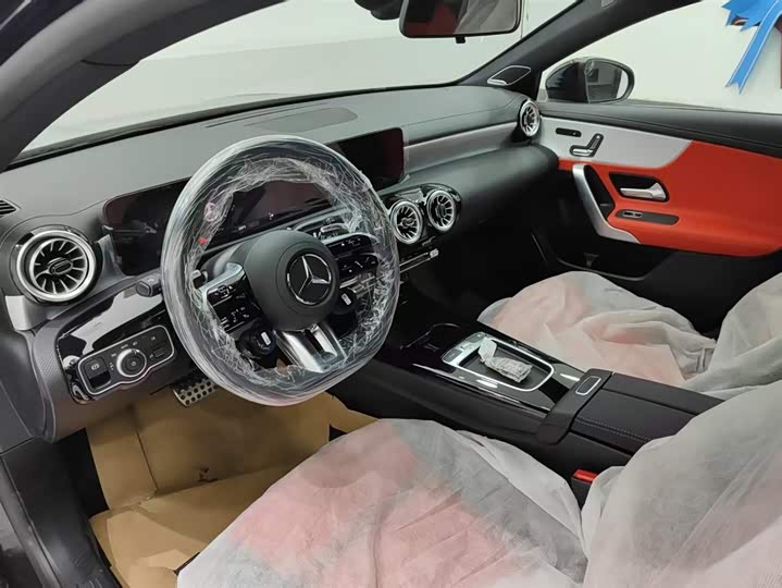 Фото 5 - Mercedes-Benz A-Class AMG