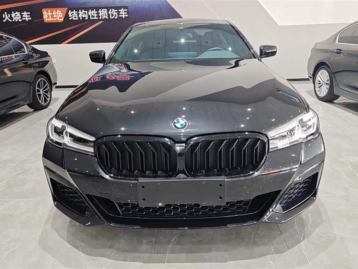 Фото 2 - BMW 5 Series