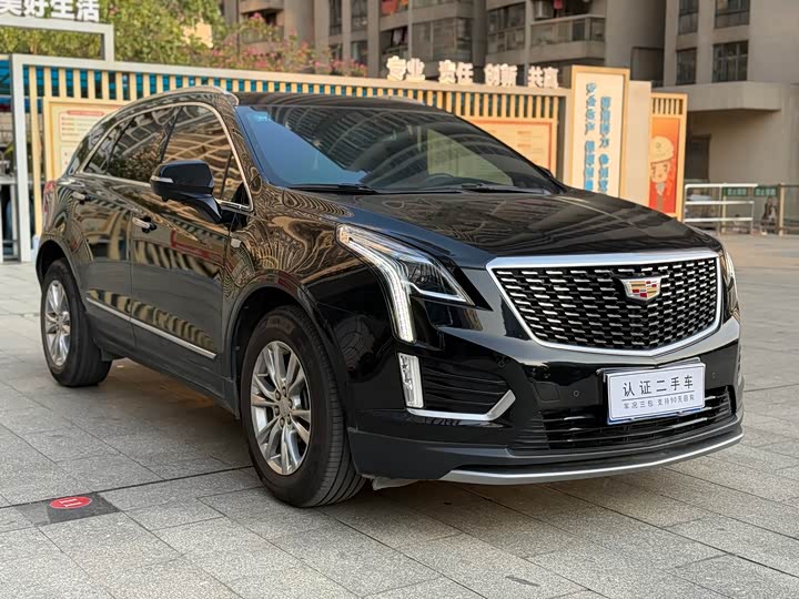Фото 3 - Cadillac XT5