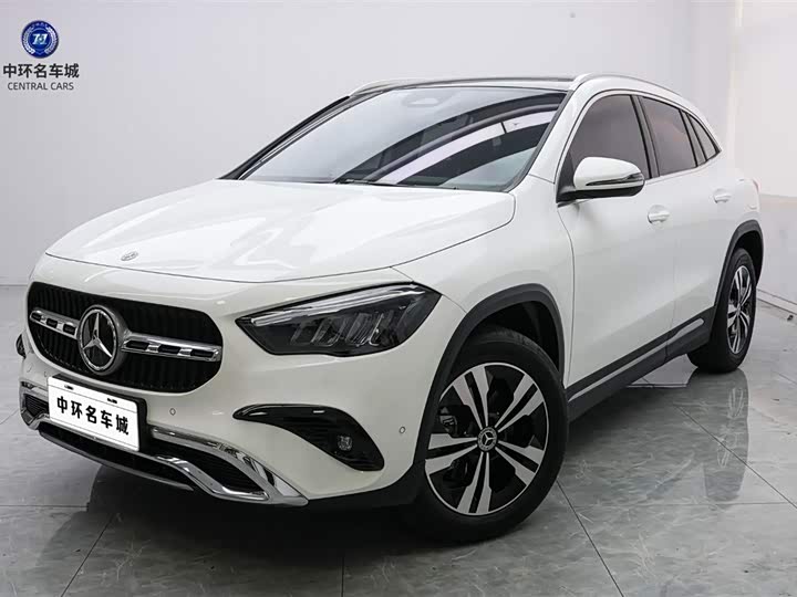 Фото 1 - Mercedes-Benz GLA-Class