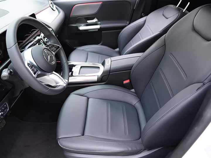 Фото 5 - Mercedes-Benz GLA-Class