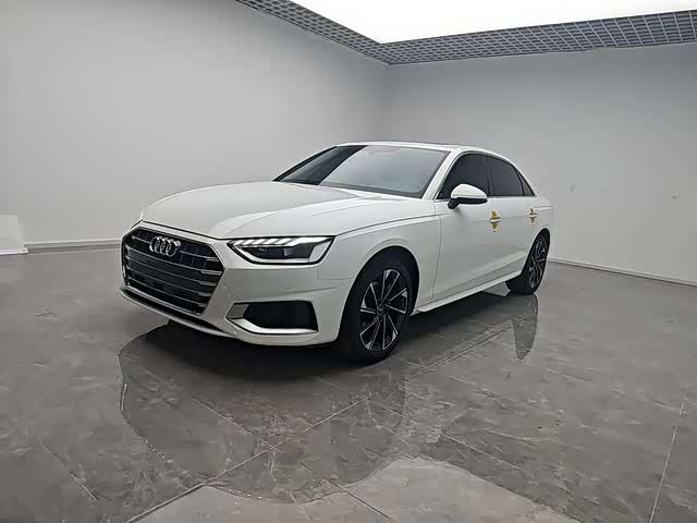 Фото 1 - Audi A4L