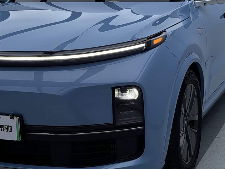 Фото 3 - LiXiang L8