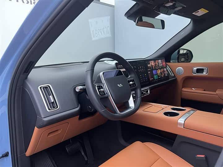 Фото 9 - LiXiang L8