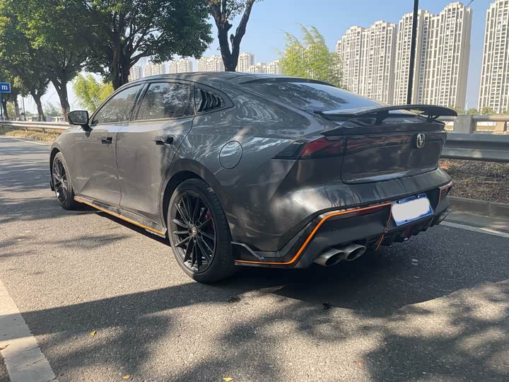 Фото 4 - Changan UNI-V