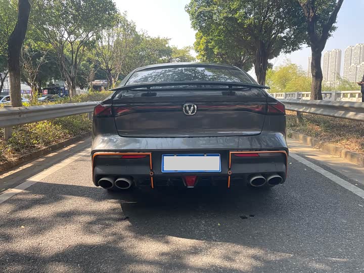 Фото 5 - Changan UNI-V