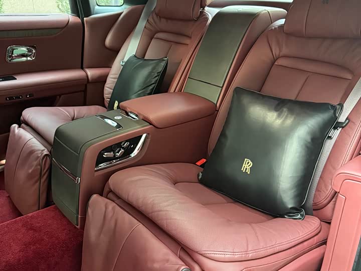 Фото 8 - Rolls-Royce Ghost