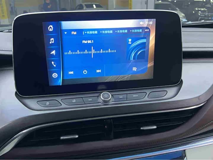 Фото 5 - Buick GL8 ES