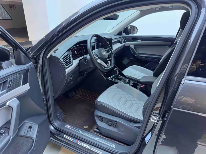 Фото 9 - Volkswagen Tayron