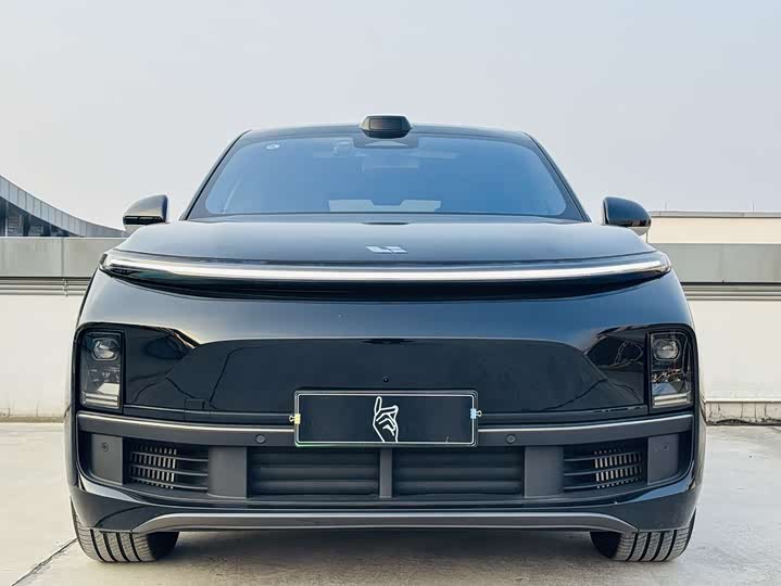 Фото 2 - LiXiang L8