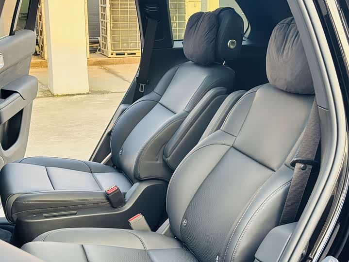 Фото 5 - LiXiang L8