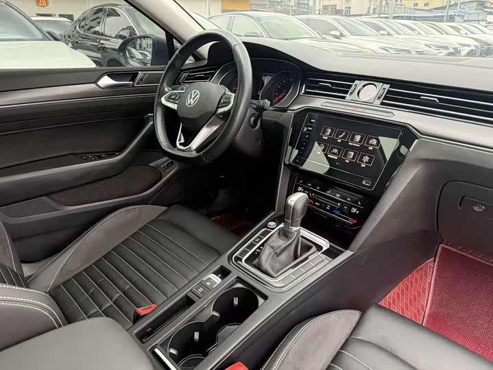 Фото 5 - Volkswagen Magotan