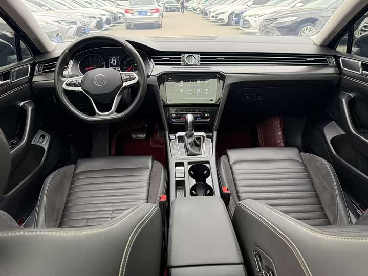 Фото 8 - Volkswagen Magotan