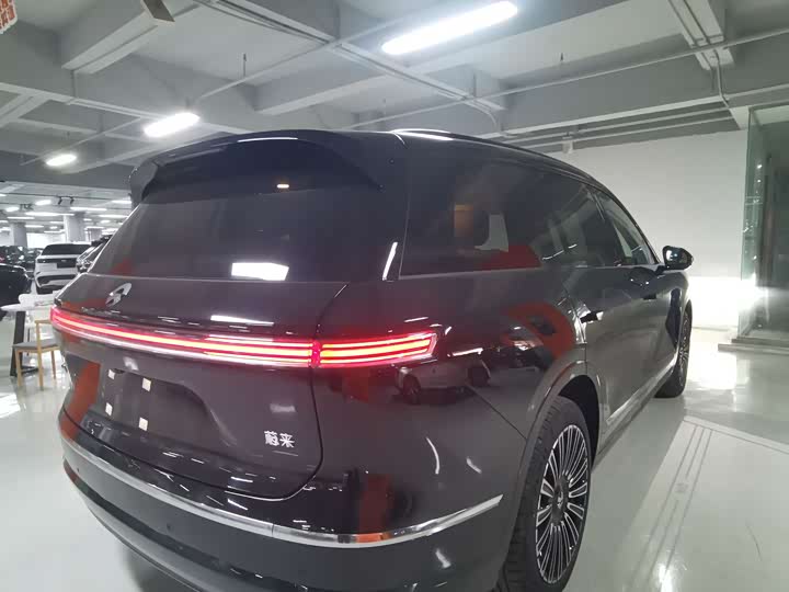 Фото 5 - Nio ES8