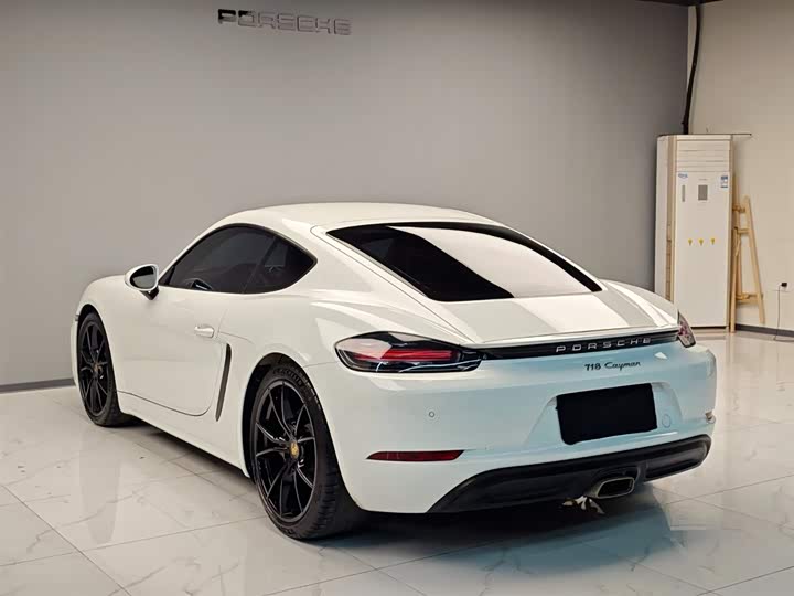 Фото 6 - Porsche 718