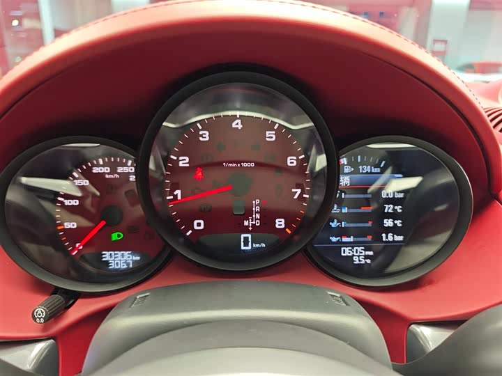 Фото 8 - Porsche 718