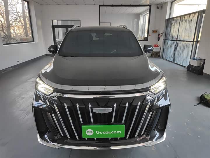 Фото 3 - Geely Okavango L