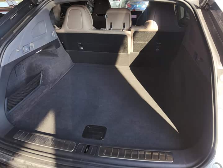 Фото 4 - Luxeed R7