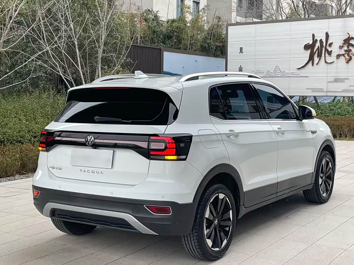 Фото 7 - Volkswagen Tacqua