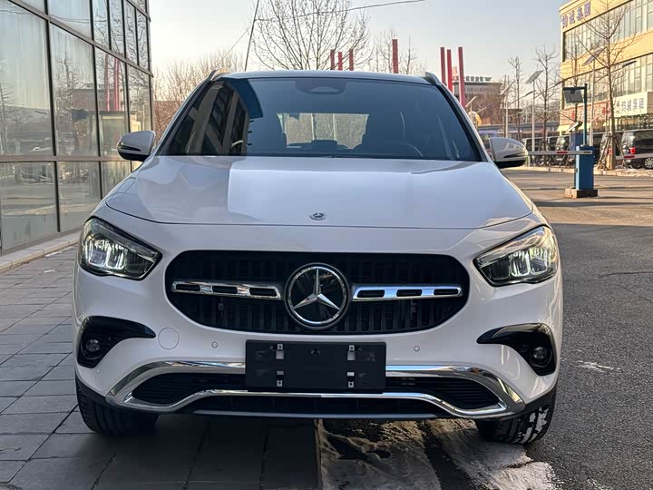 Фото 2 - Mercedes-Benz GLA-Class