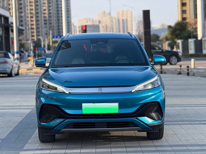 Фото 2 - BYD Yuan Plus