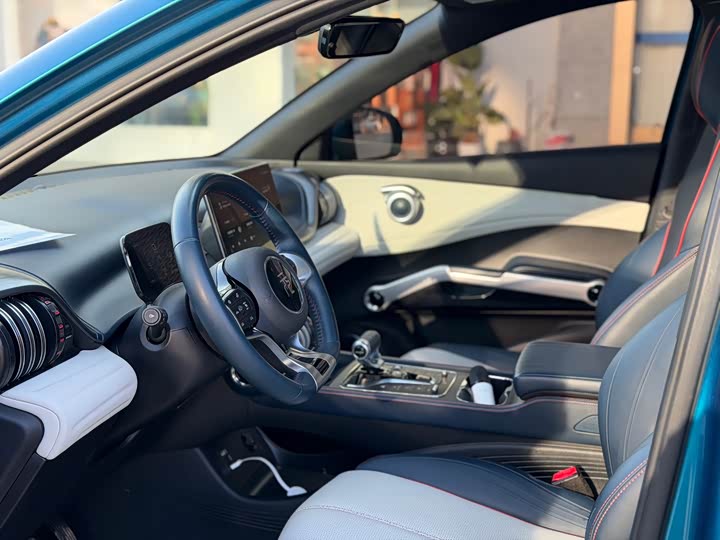 Фото 8 - BYD Yuan Plus