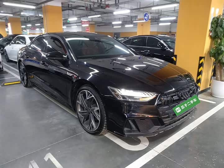 Фото 4 - Audi A7L