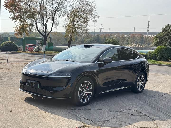 Фото 1 - Luxeed R7