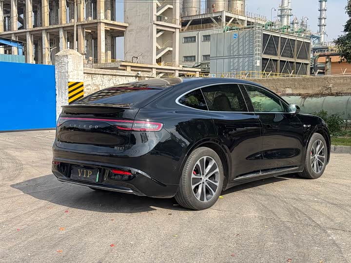 Фото 6 - Luxeed R7