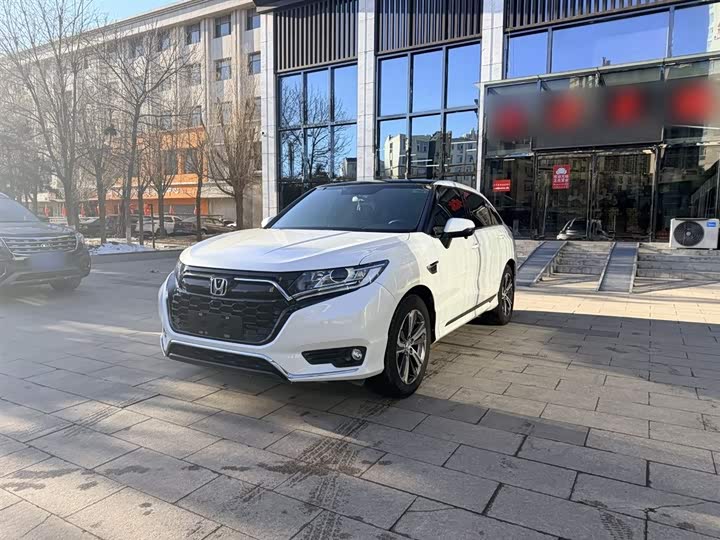 Фото 2 - Honda UR-V