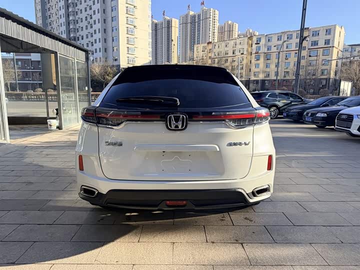 Фото 7 - Honda UR-V
