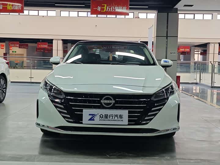 Фото 2 - Nissan Teana
