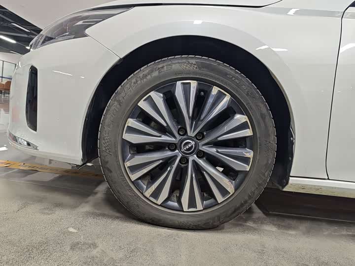 Фото 5 - Nissan Teana