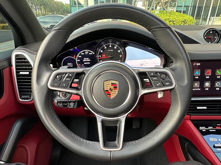 Фото 9 - Porsche Cayenne