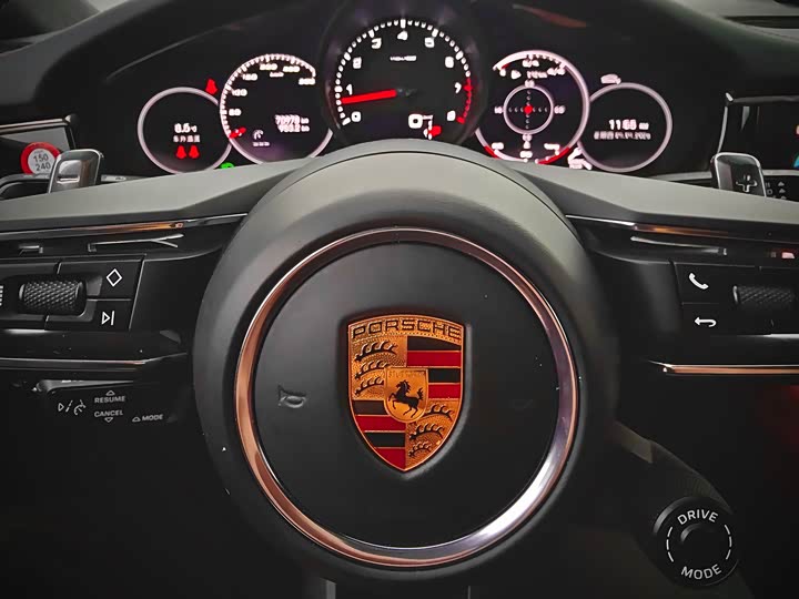 Фото 6 - Porsche Panamera