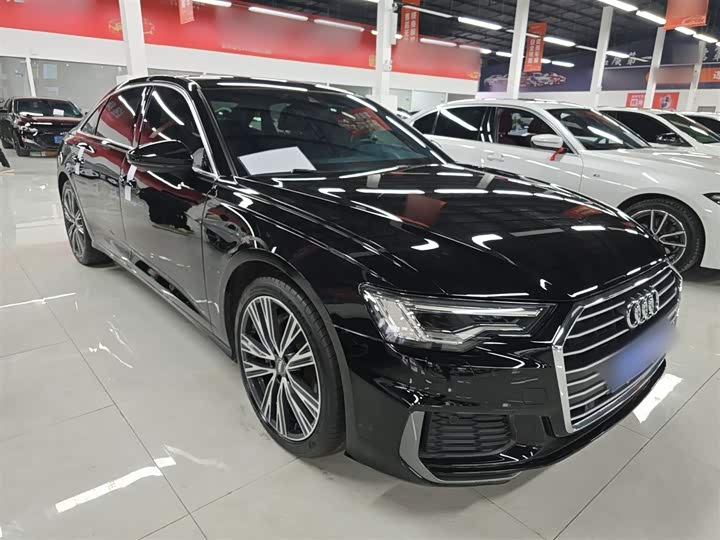 Фото 4 - Audi A6L
