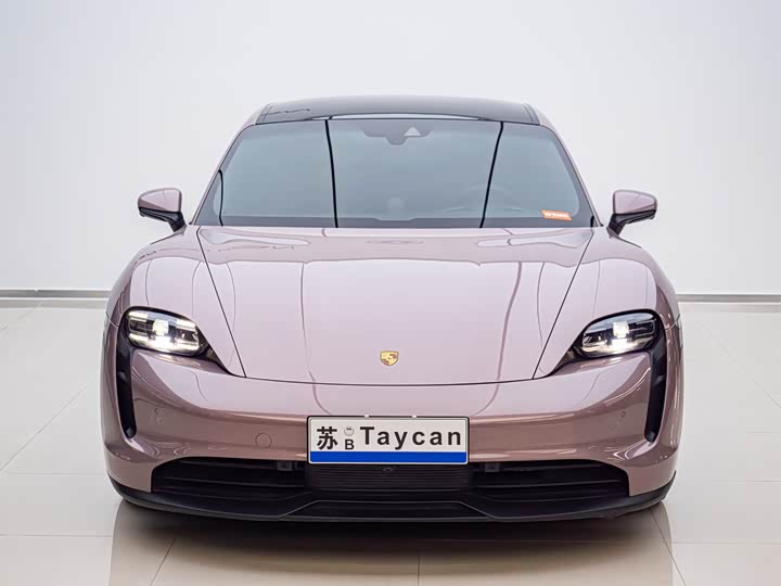 Фото 2 - Porsche Taycan