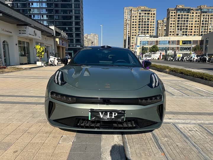 Фото 1 - Zeekr 001