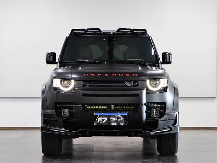 Фото 2 - Land Rover Defender