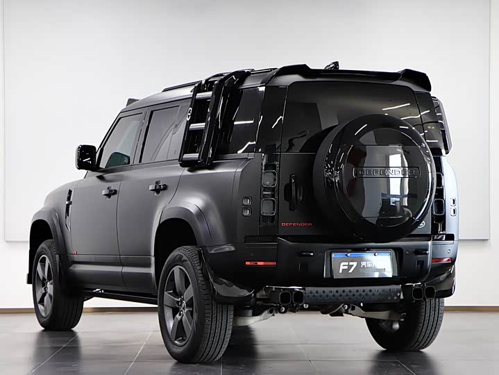 Фото 4 - Land Rover Defender