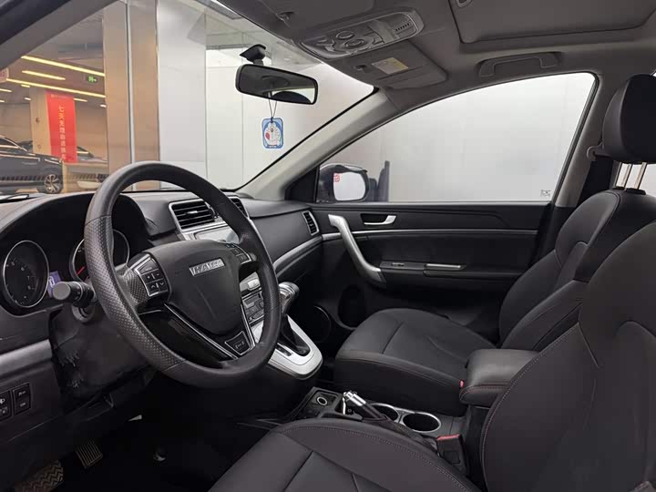 Фото 6 - Haval M6