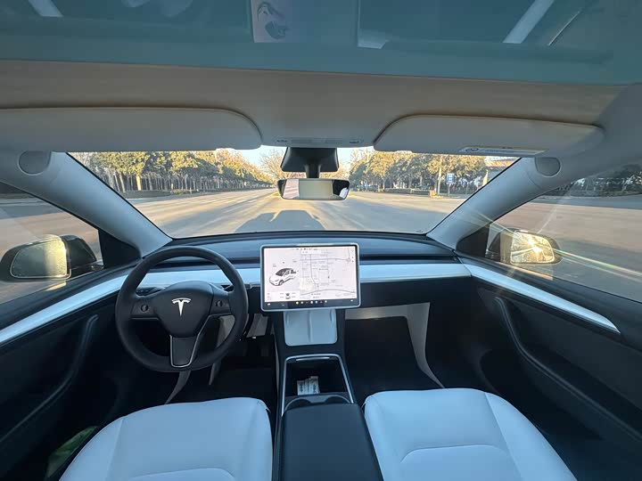 Фото 5 - Tesla Model Y