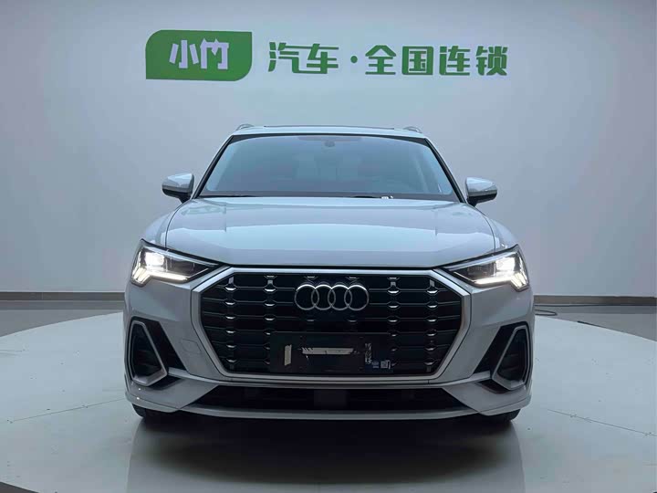 Фото 2 - Audi Q3