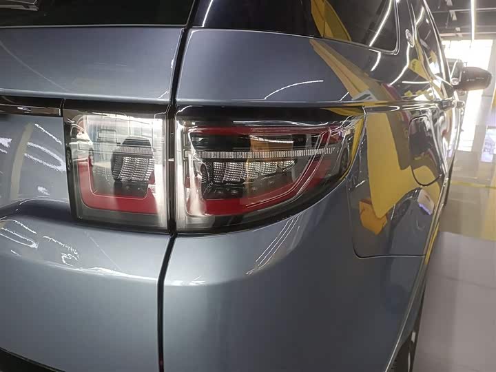 Фото 8 - Land Rover Discovery Sport