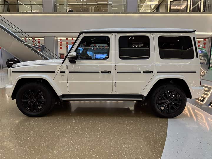 Фото 7 - Mercedes-Benz G-Class