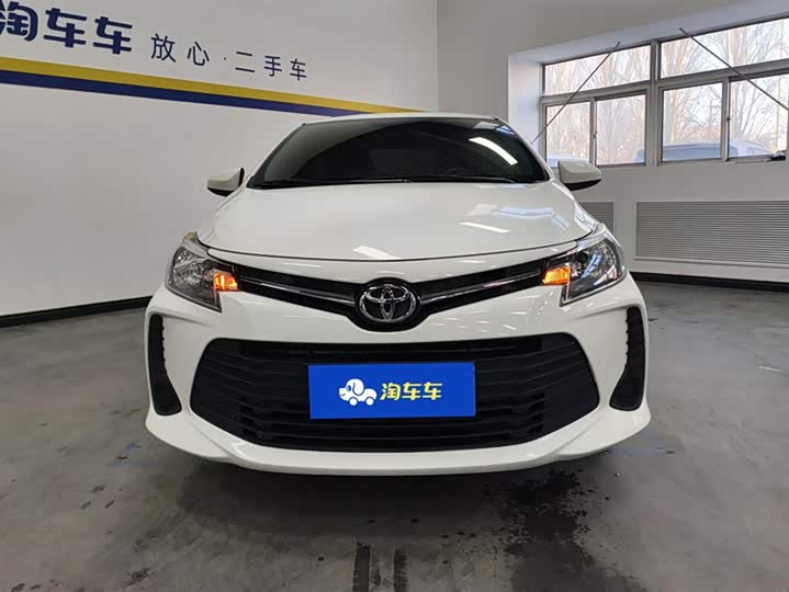 Фото 2 - Toyota Vios