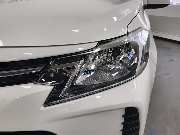 Фото 5 - Toyota Vios