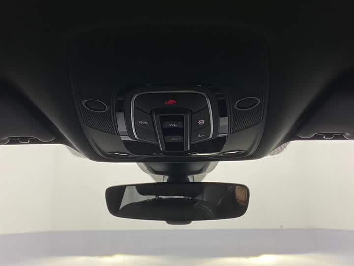 Фото 9 - Audi Q5L Sportback