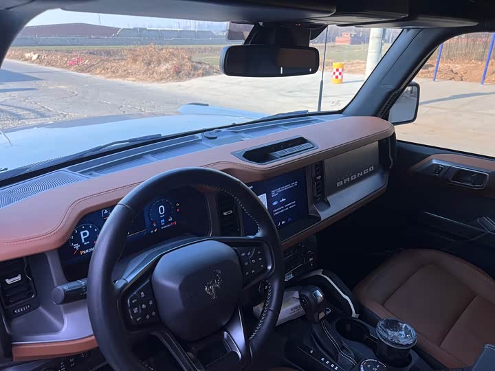 Фото 5 - Ford Bronco