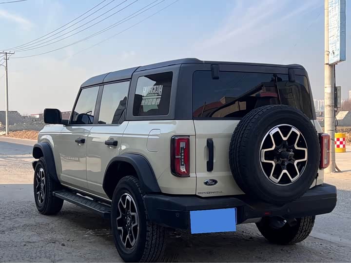 Фото 7 - Ford Bronco